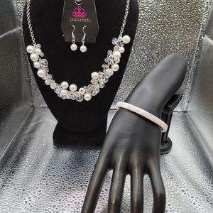 paparazziaccessories.com/448594